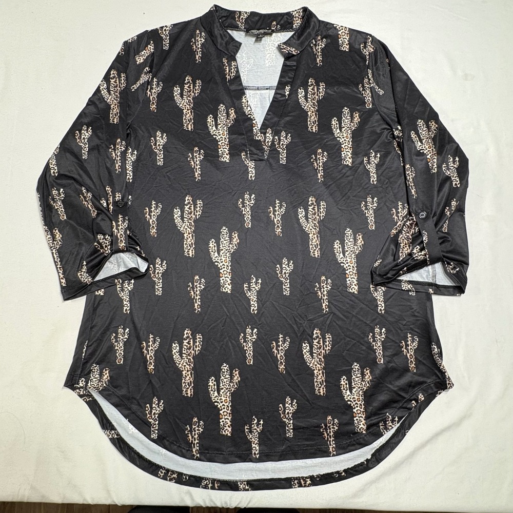 Cowgirl Hardware Tunic Women's L Black Leopard Cactus Roll Tab Western Boho Top